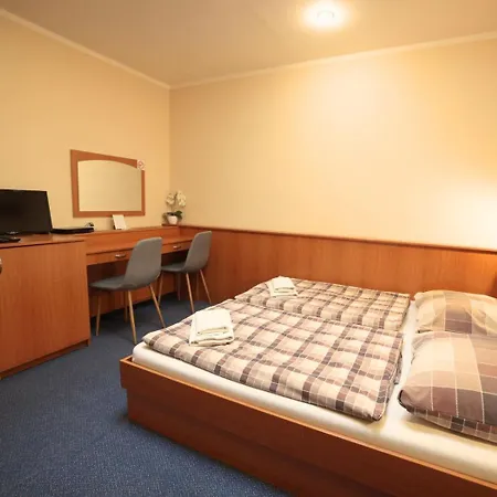 Hotel Center *