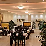 Center *